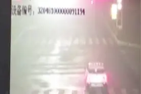 民警开警车巡逻被人跟踪？联系交警调取监控，男子事后十分后悔视频封面