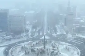 长春20日0时起实施临时交通管制：除必要车辆外一切车辆禁止上路