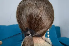 来一款超简单温暖的旗袍百搭发型，造型干净利落，很有古风感视频封面