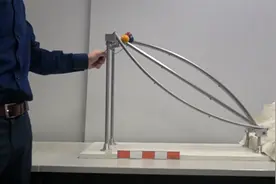 “旋轮线”是什么？将小球从等高处推下，有趣的科学现象发生了