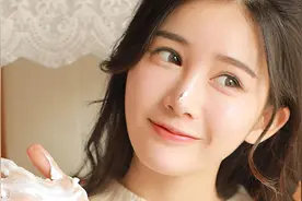 女生晒美食，高情商男人会这样评论视频封面