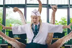 美人鱼：罗志祥实力出演八爪鱼，上演铁板烧自己，这表情真嚣张！视频封面