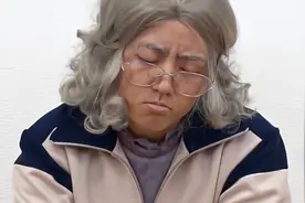 奥运会级别的举重运动员，伪装成老年人，去健身房扮猪吃老虎视频封面