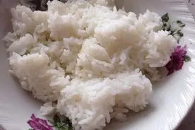 米饭隔夜还能不能吃？现在明白还不算晚，早些叮嘱家人，都看看吧