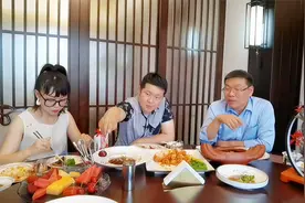 在聊天中，嗯和嗯嗯，哦和哦哦绝对是两种感觉！