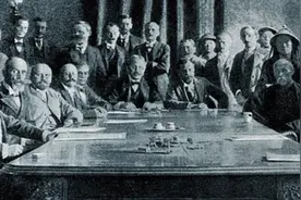 庚子赔款分39年还清，十年后清朝覆灭，剩下的债务如何处理？视频封面