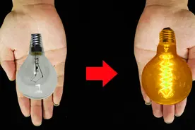 魔术揭秘：为什么手一弹，灯泡瞬间自动点亮！演示后我服了