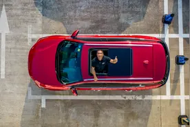 停车比开车还好玩，360全景影像是如何实现的？