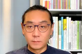 内心自卑的孩子，背后都有相同的父母，尤其是这三类家长