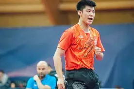 失误连连却不做调整，惨遭淘汰，国乒小将“自杀式”打法谁教的？