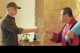 葛优向范伟推销“分歧终端机”一局定输赢赚了200万英镑