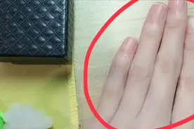 女士的十指聚拢，手形如锥，这是典型的旺夫手相视频封面