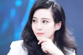 范冰冰穿3年前旧衣录视频，妆容精致难掩窘迫，网友：真没钱了？视频封面