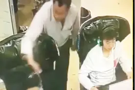 一男子在网吧玩DNF惨被陌生家长扇巴掌，求该玩家心理阴影面积视频封面