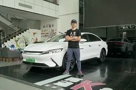 比亚迪汉：零百加速3.9秒，售价26万，Model3见了都要抖三抖