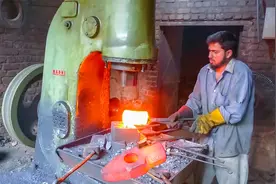 铁锤是如何制造出来的？巴基斯坦工业2.0，用机器代替人工打铁
