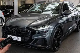 2022款奥迪Q8按下钥匙，全方位了解后，给个不买的理由！