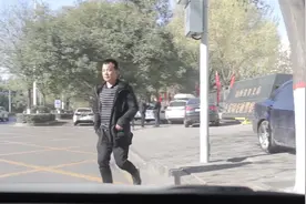 年审了，拉煤小刘A2驾驶证被扣9分，审核还要到宣教科学习？视频封面