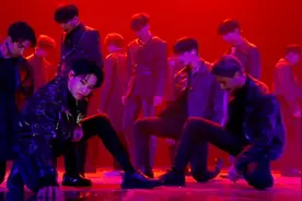 徐明浩所属团SEVENTEEN新曲舞台首秀，舞技令人赞叹！视频封面