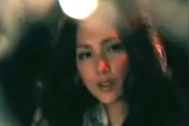 卫兰伤感情歌：《你知道我在等你们分手吗》