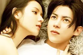 张予曦陈柏融分手是因为忘不了王思聪？小号保留大量两人相爱证据视频封面