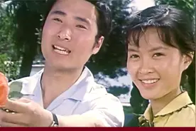 原唱版《年轻的朋友来相会》熟悉的旋律，致敬八十年代那辈青春！