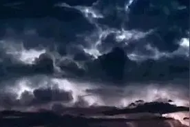 强雷暴、强对流、冷空气今晚杀到广州！最低气温只有13℃｜DV现场视频封面