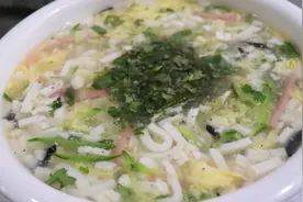 厨师教做平桥豆腐羹，大人孩子都爱喝，做法简单一看就会