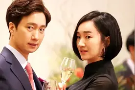 这么有手段的女秘书，哪个老板能抗住啊！《上流社会》第一集视频封面