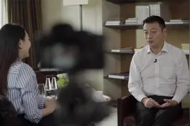 梁建章：让每个家庭多生一个孩子，每月补贴至少要几千元视频封面