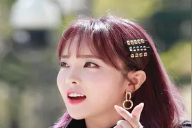 皇家翻译，洪真英的《活着》，中国的文字博大精深