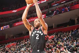 【球星集锦】伦纳德33分10篮板 空砍两双 猛龙三次被活塞擒拿视频封面