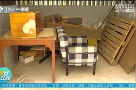 建筑垃圾临时堆放点改造成“亭房”，避免环境污染