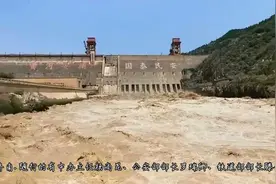 1952年，毛主席视察济南，问山东省干部：张曜怕婆子你们知道视频封面