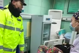 单亲妈妈突发疾病求助跑腿小哥 交警全程陪同送医视频封面