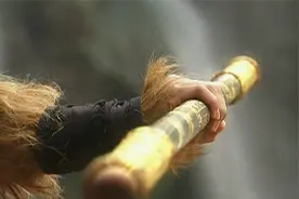 为何东海龙王一见到孙悟空就很开心？你看看金箍棒里面封印了啥视频封面