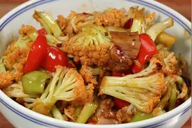 炒花菜很多人第一步就做错了，大厨教你正确做法，脆爽入味又好吃