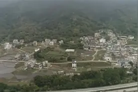 广西容县：“两高两道”风貌提升，塑造生态宜居美丽乡村视频封面