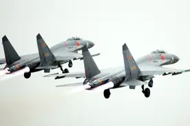 解放军战机越过台海中线 蔡当局跳脚 台民众：台北欢迎解放军视频封面