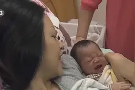 2020年哪个姓氏新生儿最多，有多少新生儿随母姓？