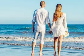 男人总羞于对女人说我爱你，但爱你的男人，会愿意对你说这三个字