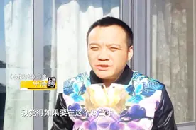 因为跟黄渤长得像，它被选中拍这部电影，流浪狗一跃成为动物明星视频封面