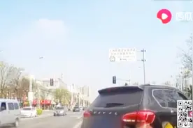 记1分罚款100元！沪新型电子警察自动抓拍，变道不打灯将被罚！
