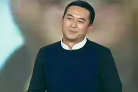 张嘉译的父亲太伟大了，为了能让他留在北京，真是受了不少气