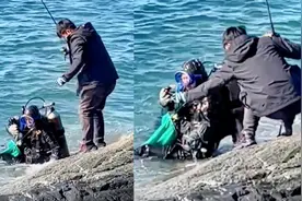 男子潜水连续2次被当大鱼钓上岸，无语至极收拾走人，岸边人笑疯视频封面