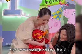 郭碧婷儿子周岁宴，向华强宣布：百年后珠宝给儿媳以及孙子孙女！