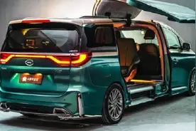 传祺M8LL版亮相，4000mm轴距+单体鸥翼门设计视频封面