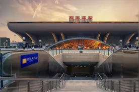 河北地标建筑，石家庄新火车站，司机看完停车不迷路，接站不违章视频封面