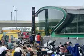 5号线为何没有及时关闭？郑州地铁回应：是市民回家的唯一希望