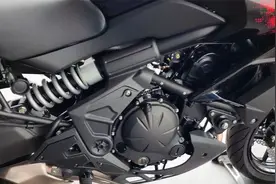 售8.55万，川崎650旅行车，配ABS，油耗4.2，水冷双缸，进藏利器视频封面